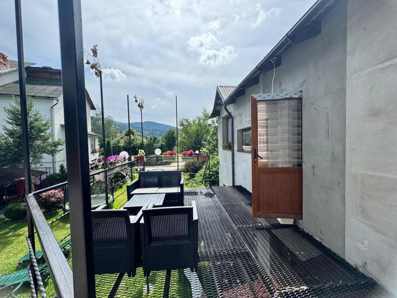 Koteg Lemberg Hotel Slavske Ngoại thất bức ảnh